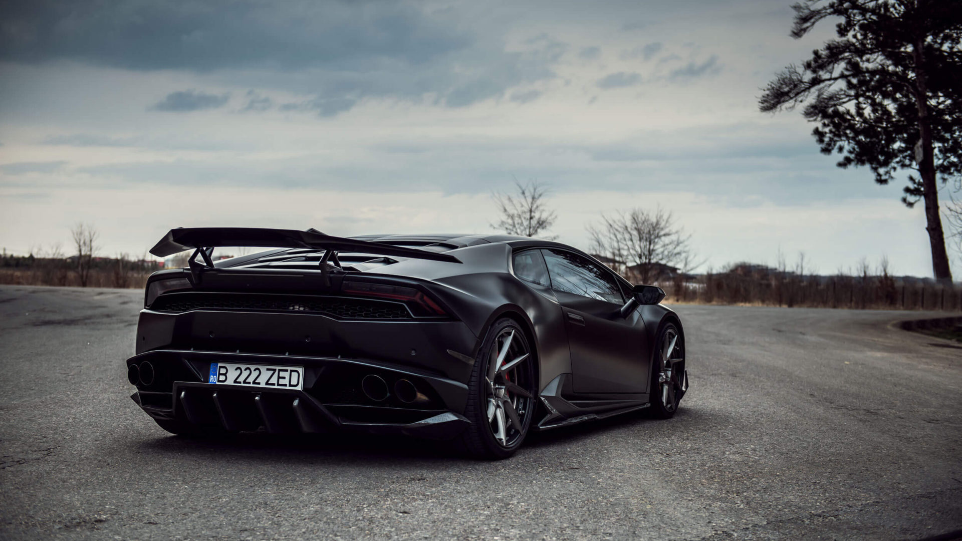 https://img.custom-wheels.de/wp-content/uploads/2019/01/Lamborghini-Huracan-LP-610-4-Felgen-Z-Performance-Wheels-ZP.FORGED-3-Super-Deep-Concave-Brushed-Gunmetal-Gloss-Black-Lip-MD-Exclusive-Cardesign-1-1920x1080.jpg